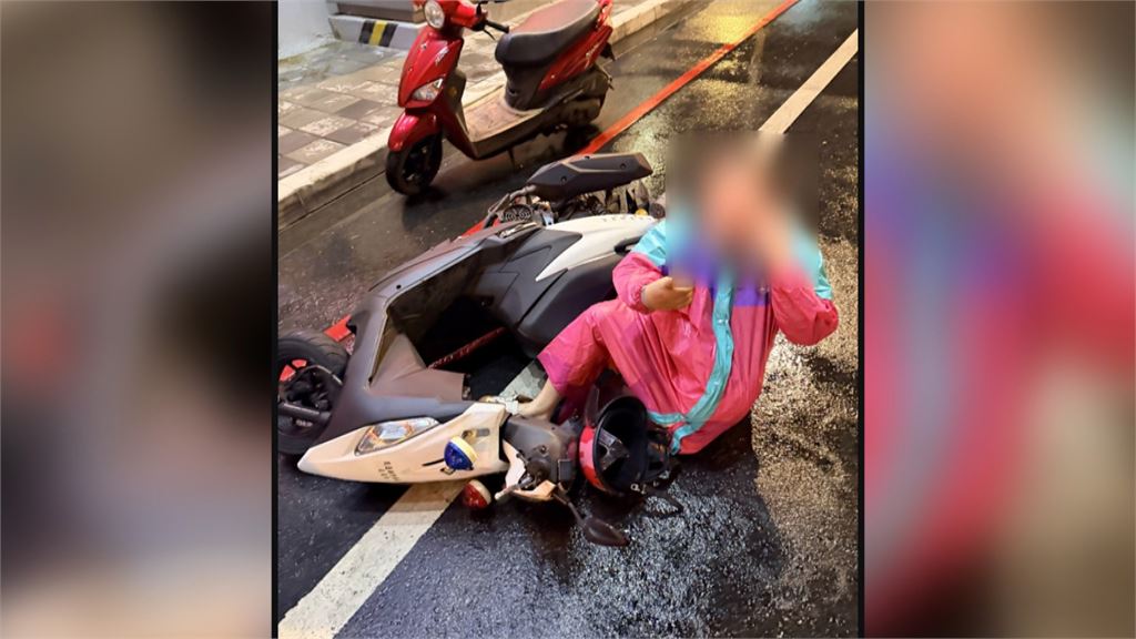 違規遭攔查大吵大鬧！　花蓮女挨罰失控跨上警用機車