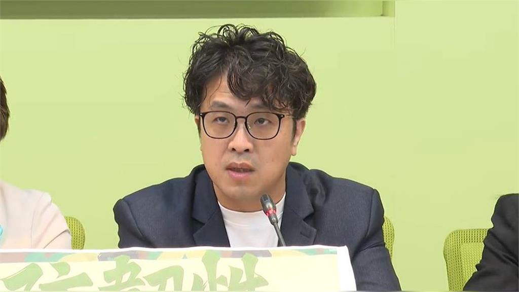 沈伯洋12年前PO文被挖！看破「柯文哲真實面貌」一票人朝聖：根本先知