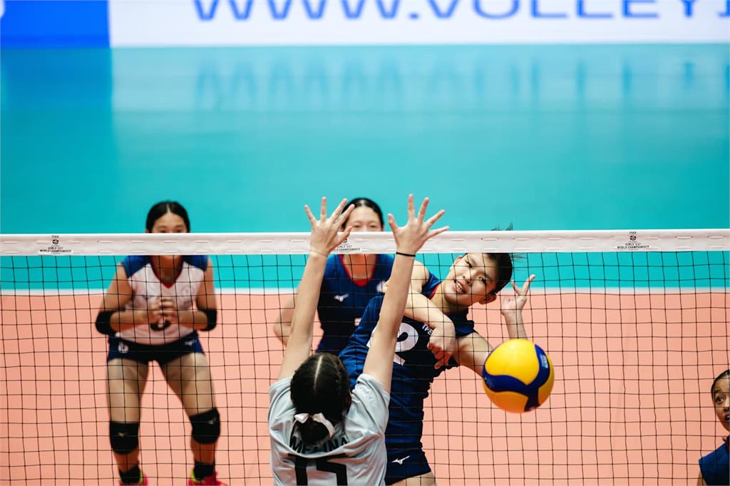 排球/讚!台灣U17女排世錦賽直落三完封阿爾及利亞 預賽收第2勝提前晉16強