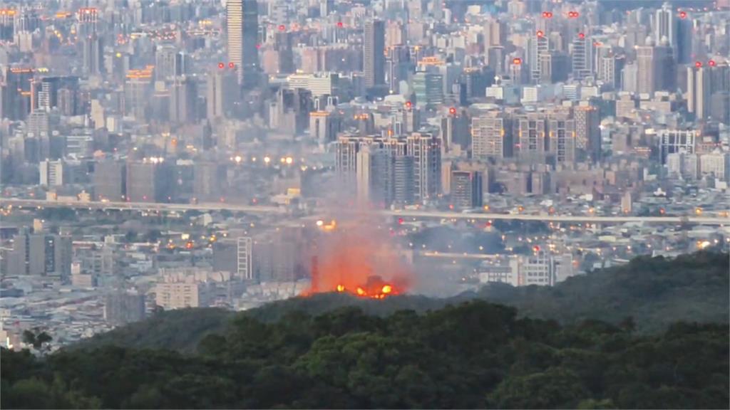 幫友人拍網美照爬高壓電塔...下秒觸電慘死！生前最後身影「留在她手機裡」