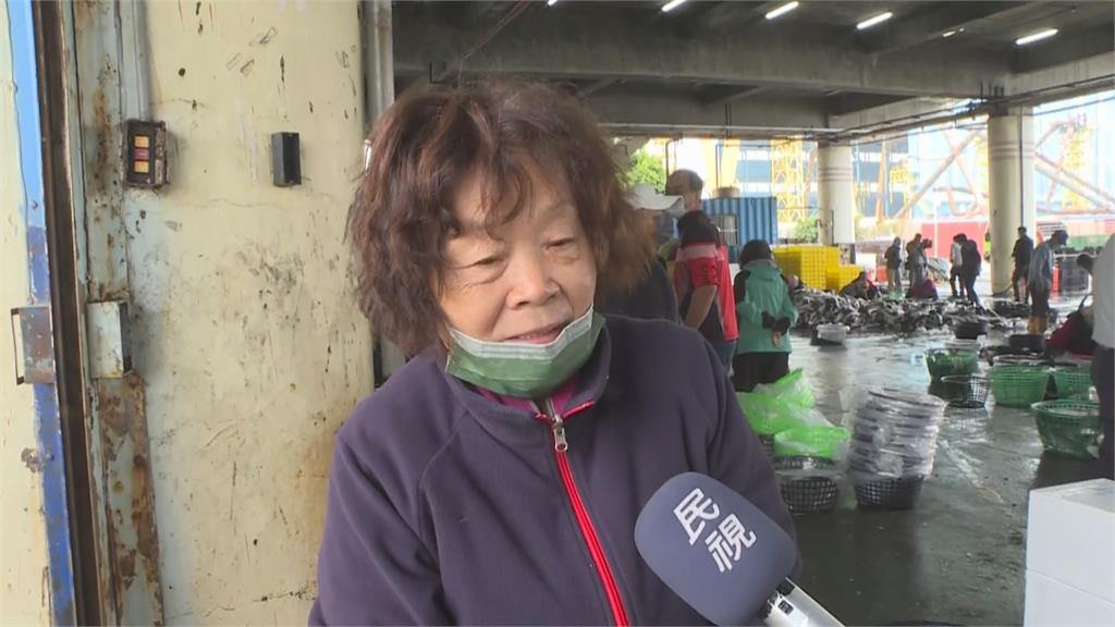 「聯春滿號」捕獲一萬尾烏魚 烏金大豐收!漁民返港滿面笑容