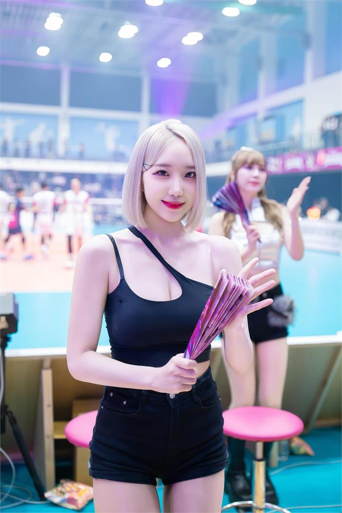 髮香來尬聊(圖影)／桃氣Angels「金星女神」朴星垠降臨！理想型是這實力派演員