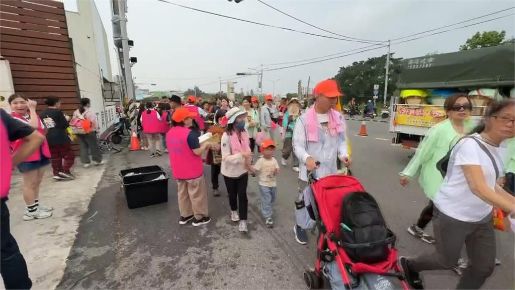 白沙屯媽祖ＤＡＹ６！　彰化出發停駕鹿港　補給站「甜筒米糕、西螺小吃」創意十足