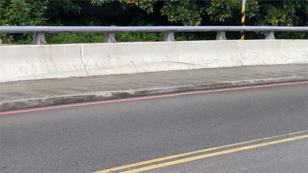 轎車沿路蛇行下秒開到對向 越開越歪!網友懷疑酒駕或毒駕