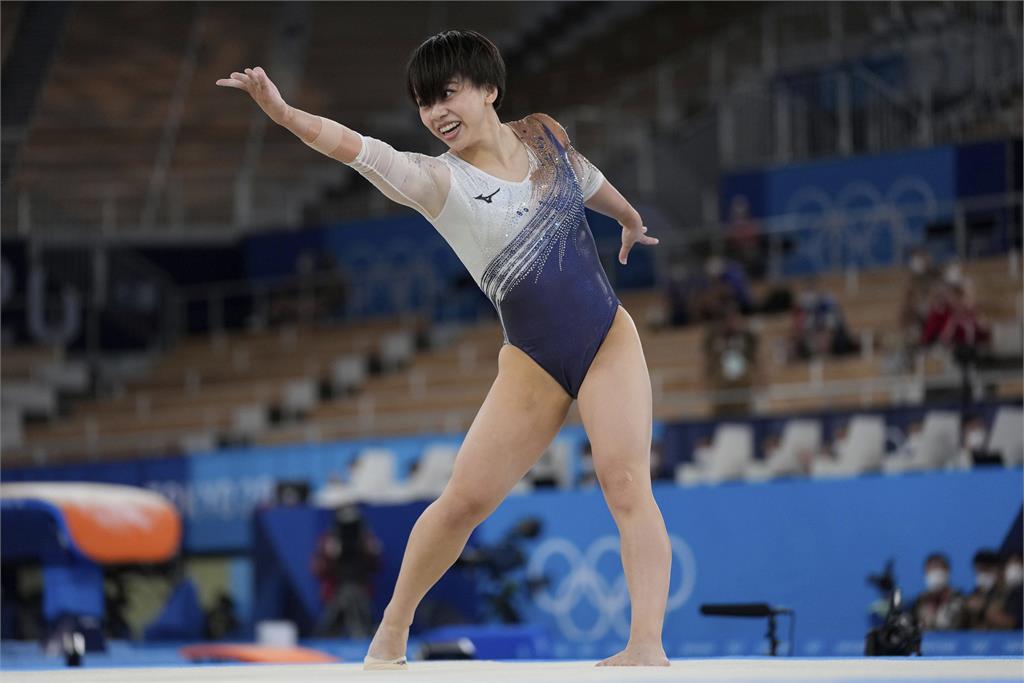 東奧／日本體操界的「蔡依林」奪銅　村上茉愛嬌小清純外型受廣大好評！