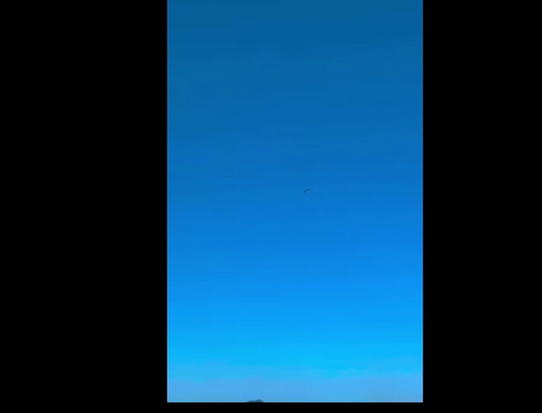 合歡山亂象！　民眾大玩飛行傘　太管處：可罰3千