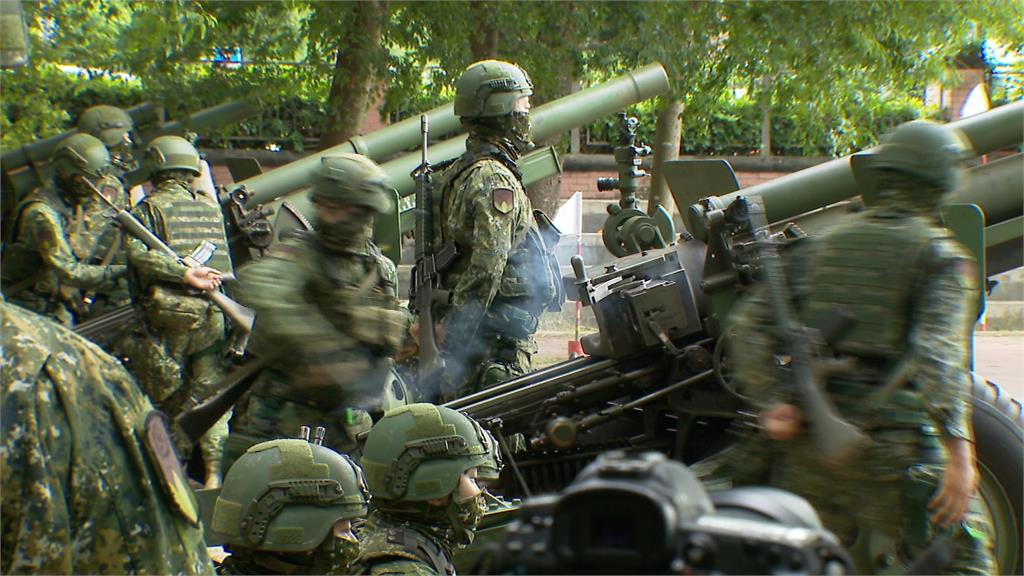 他查教召見「納編戰時動員」緊張問：要上戰場？後指部認：可能是首批