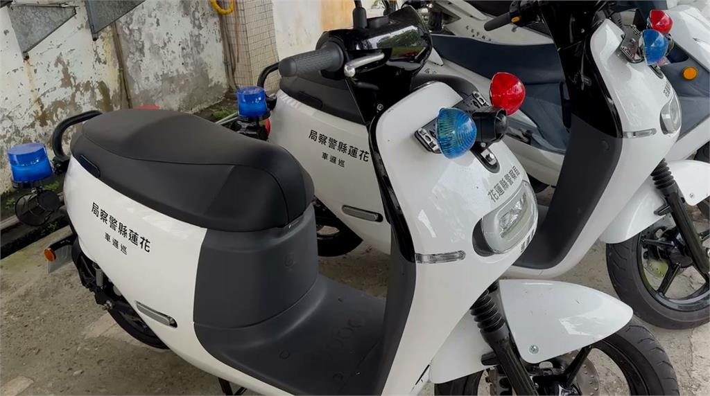 花警授車典禮動員各地值勤車撐場? 基層警轟:拍縣長馬屁