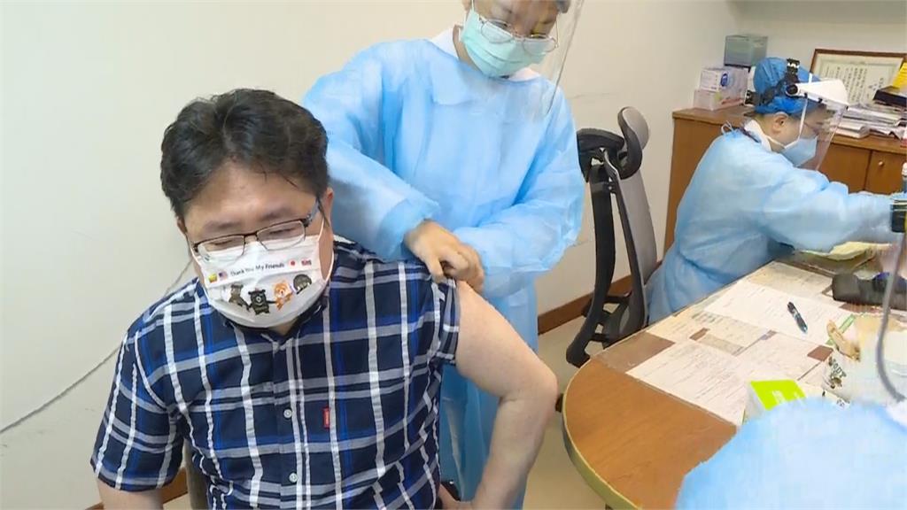 快新聞／矢板明夫打完高端疫苗了！ 坦言台灣疫苗被抹黑、妖魔化