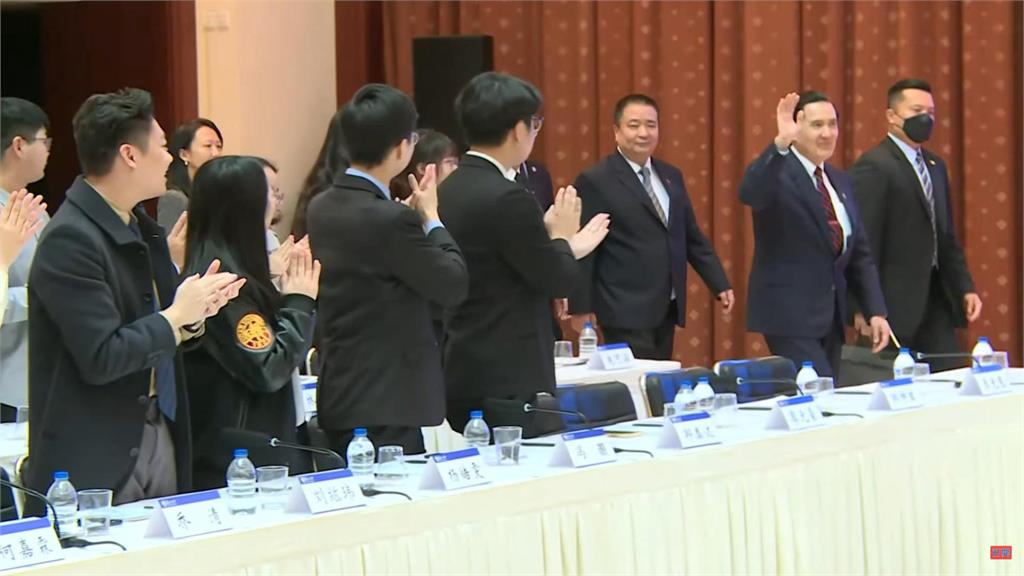 馬英九今與復旦大學生座談 自豪祭祖影片點閱人數超過一億