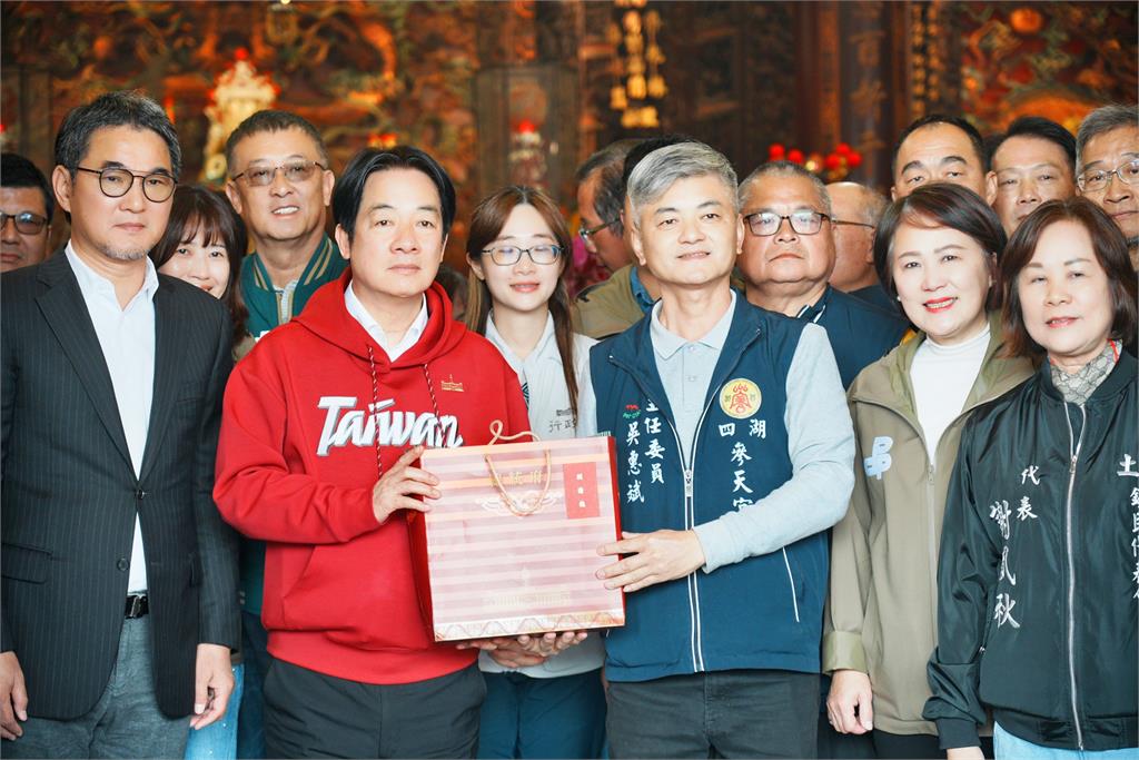 快新聞/人氣夯!走訪雲嘉發放福袋 賴總統示警:中國併吞台灣企圖未改變