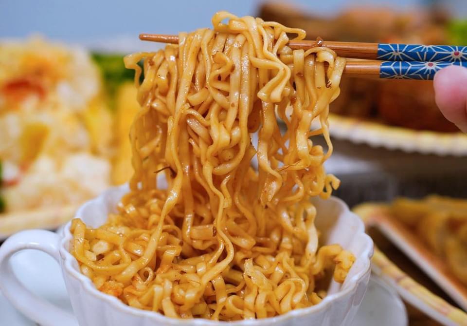 台中發跡滷味逆襲全台!秘醬靠「時間差+乾麵」打出冷滷王者級口碑