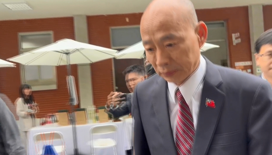 鄭麗文訪中行全民買單？　綠營砲轟：六四都不敢講