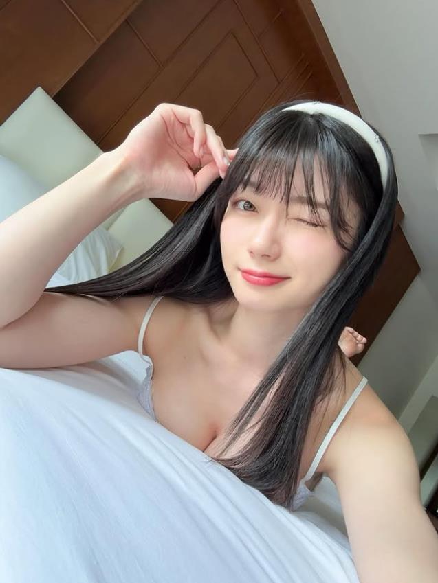 22歲正妹偷下海拍片竟「出道即巔峰」！老司機狂讚「千年一遇」…父得知後反應超真實