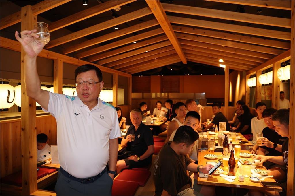 亞運／心疼曾祥鈞、馬建豪傷勢！奧會主席蔡家福自掏腰包送上萬元大紅包