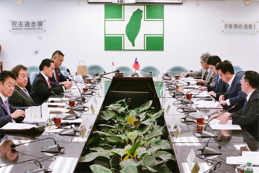 快新聞／台日友好！民進黨、自民黨擴大會談　聚焦4面向合作對話