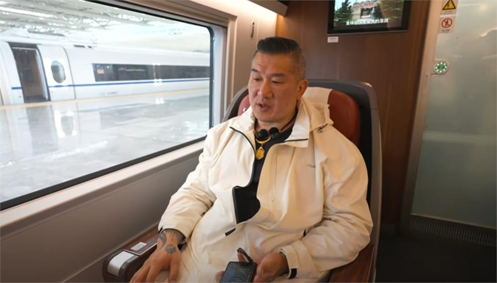 館長結束中國行!浦東機場再嗆「洗腦台灣人」預告下次要去「這城市」