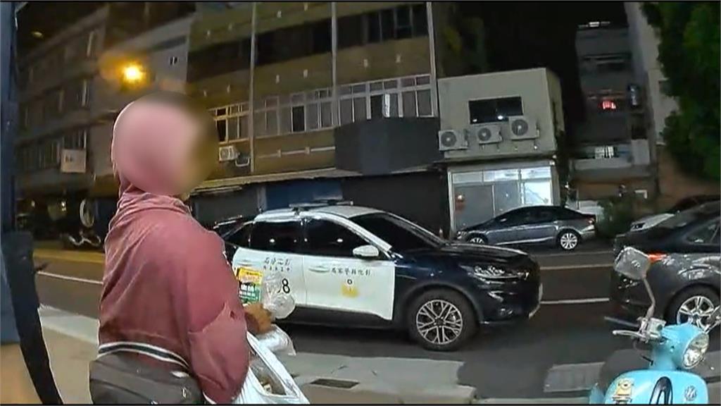 驅魔？超商內亂丟菜渣　囂張嗆警「叫你主管來」