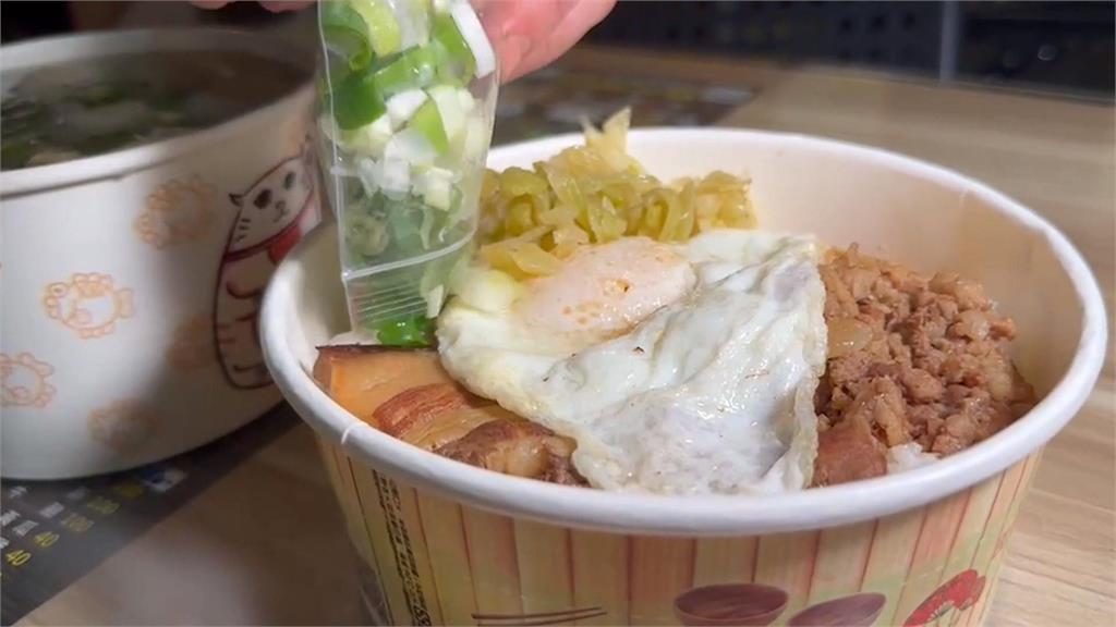 肉很少不要點!網友收餐「真的很少」 平台留二星評價遭嗆「早就註明」