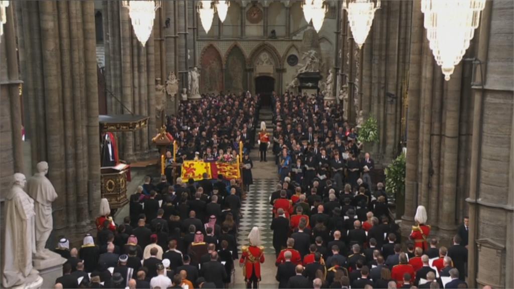 拜登等全球5百政要最後致敬　英女王國葬　萬民相送
