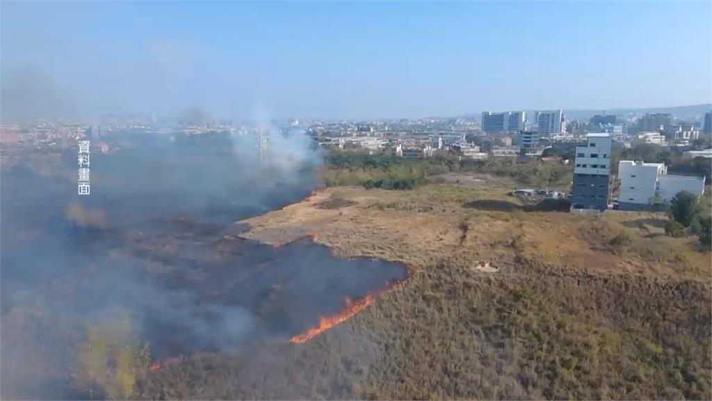 男開直播"公墓點火"自稱搜救隊 台中消防駁:非義消