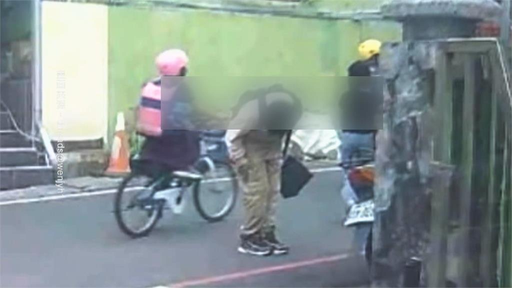 太有禮貌！汽車禮讓通行　來義學童「鞠躬高聲致謝」