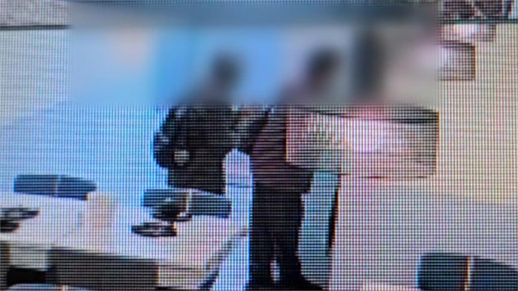 永和人注意！　　2婦人苦肉計騙愛心　沿路挨家討錢　1分鐘進帳百元