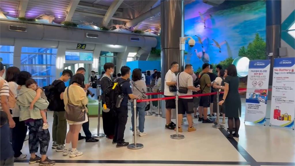 韓釜山航空BX796班機 機械故障取消航班