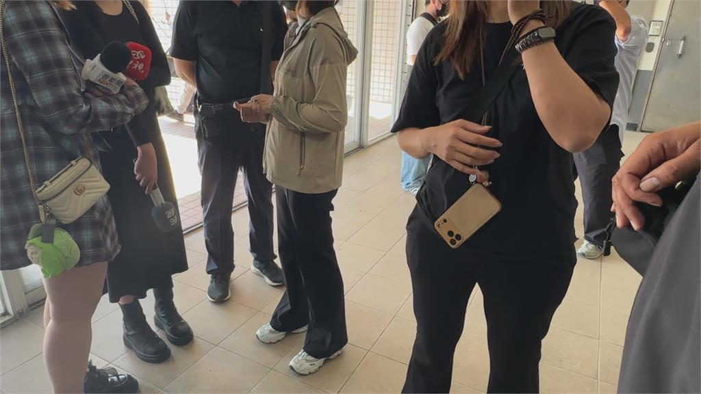 三寶媽遭毒駕撞死今告別式　兒手寫「告別氣球」惹人鼻酸