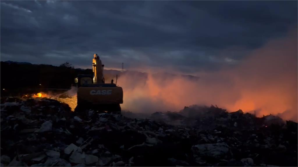 2個月內燒4次! 苗栗西山垃圾場大火延燒400平方公尺