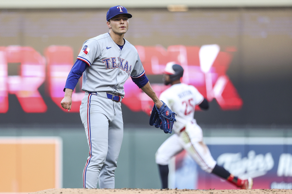MLB(影)/479呎核爆+飛撲美技!雙城黑鱒魚一人搞定勝利劇本!