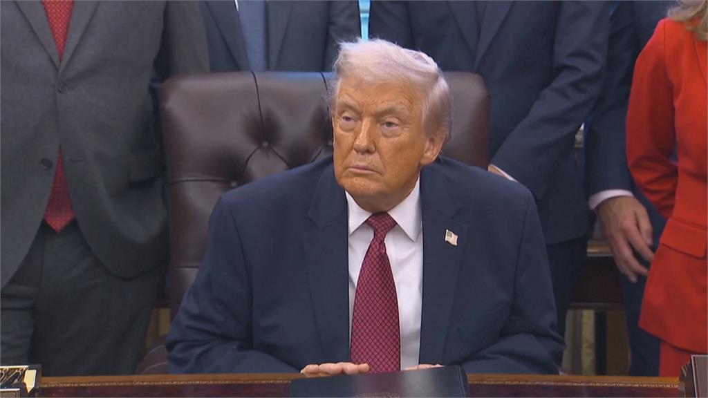 黃仁勳遊說川普解禁晶片 談台積電美廠盛讚牛肉麵