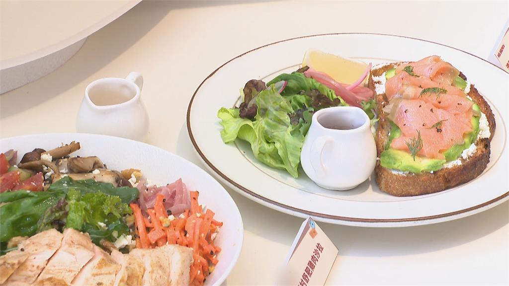 台灣人一年喝掉28‧5億杯咖啡 飲料公司以「概念店」擴張搶商機