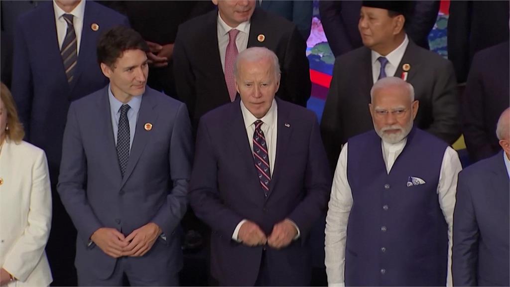 G20峰會落幕！美總統拜登合照站C位　德、法領袖盼中施壓俄國停戰