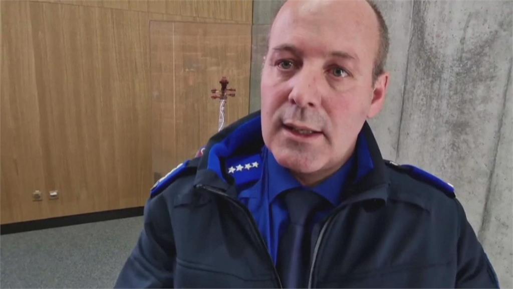 瑞士跨年派對奪命大火「數十死逾百傷」 荷蘭馮德爾教堂竄火舌