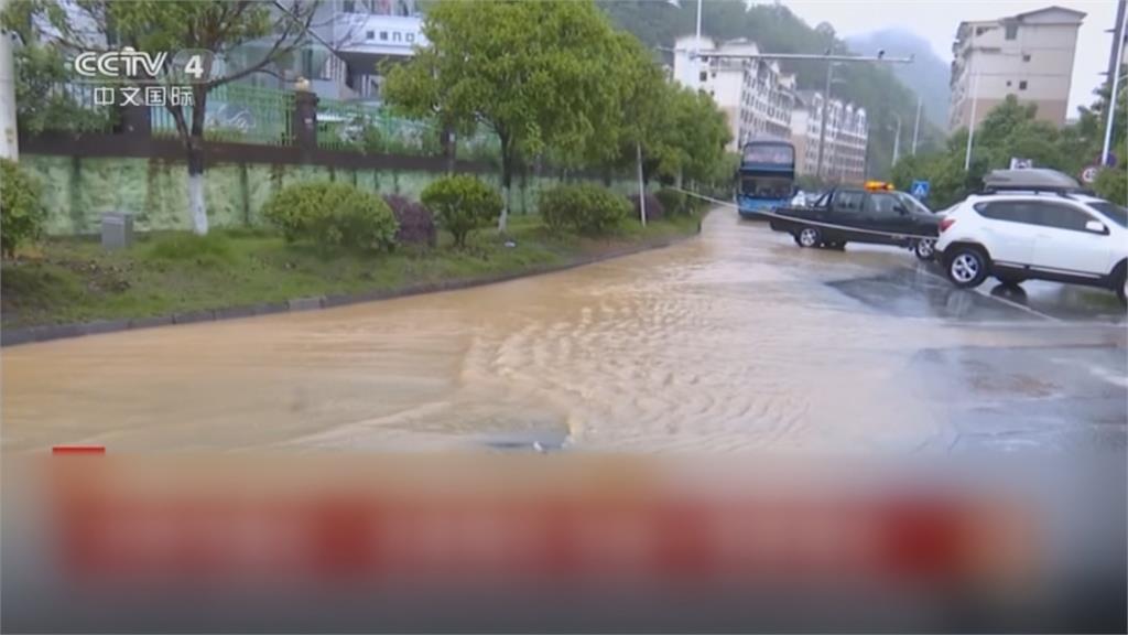 暴雨襲擊中國南方　廣西淹大水　江西積水達一公尺　福建建寧河水暴漲