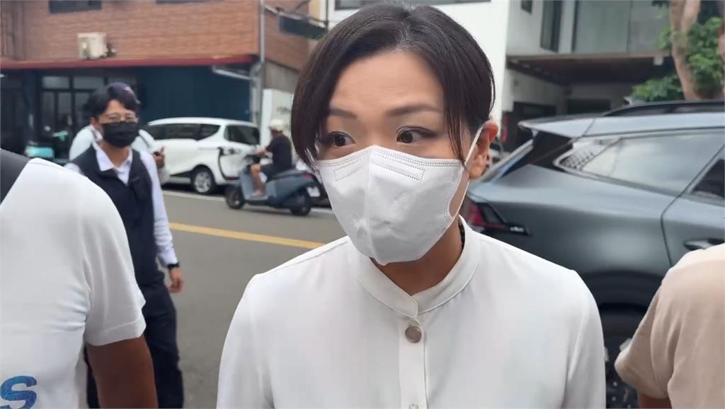 快新聞/火爐擺出來了!柯文哲即將返抵新竹 高虹安、邱臣遠也現身