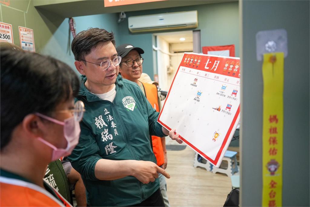 快新聞/罷免丁學忠!賴瑞隆率隊北上掃街宣講 喊話「台灣沒有人是局外人」