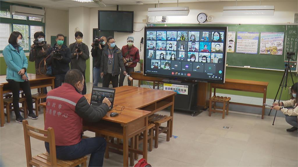 倒數兩天開學 侯友宜:學校有人染疫 就改成線上教學
