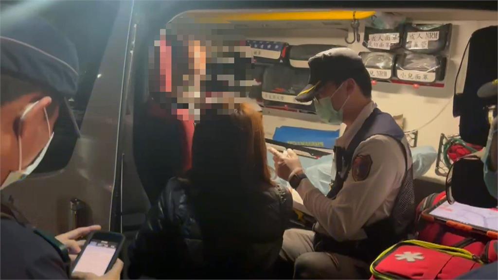 高雄製茶廠凌晨全面燃燒　七旬夫妻「跳樓逃生」