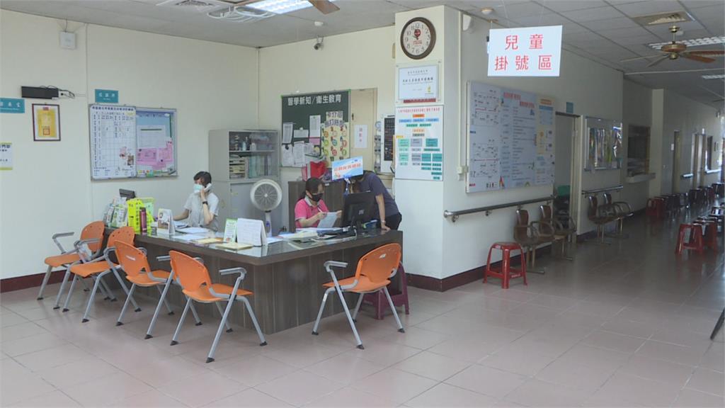 台南疫情未見趨緩 民眾搶領快篩保心安