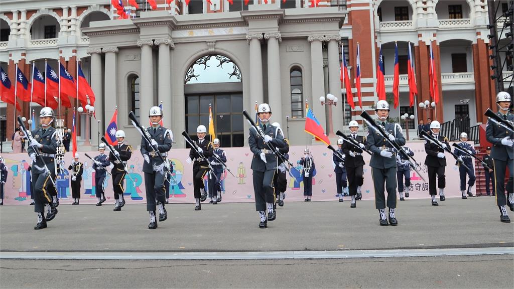 府前元旦升旗典禮總彩排！　超馬選手陳彥博曝光「這計畫」