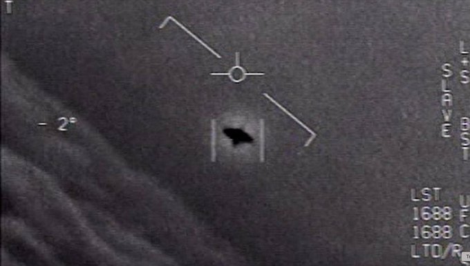 美國將公開46段UFO影像？遭雷達鎖定「瞬間加速」畫面引熱議