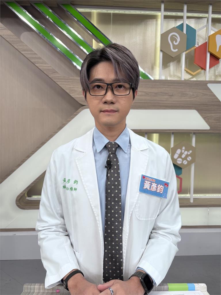 蔣偉文飛蚊症困擾眼睛隊不到焦！就醫被判定「相伴一生」