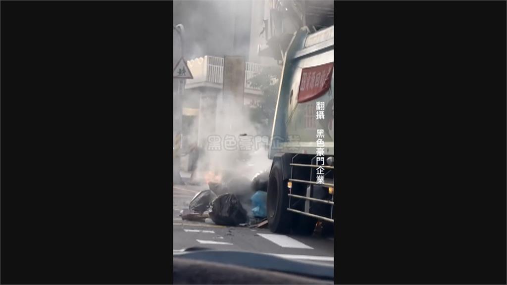 資源回收車突冒煙起火 司機急開到消防隊前滅火