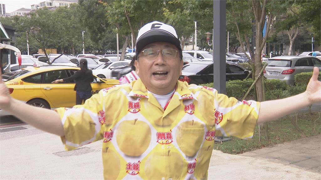 日本青森縣長卸任前訪台 與好友陳美鳳熱情相擁
