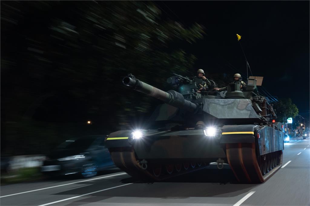 中國軍演台中大雅「街頭湧現大量戰車」！國防部發聲：備戰操演捍衛主權