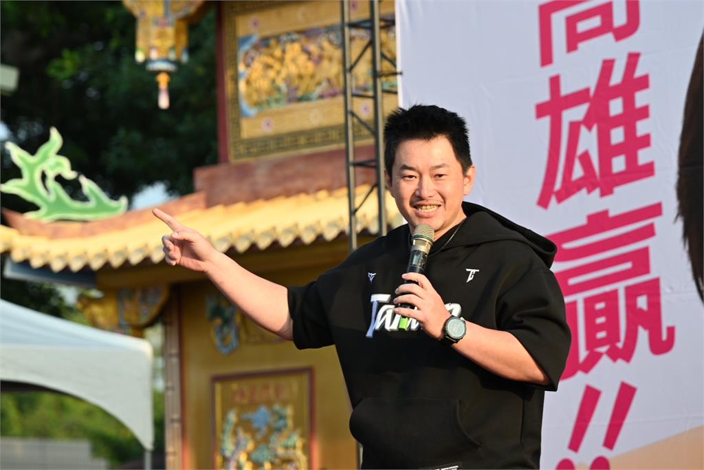 快新聞/鍾年晃、陳柏惟挺「她」競選高雄市長 原因全說了