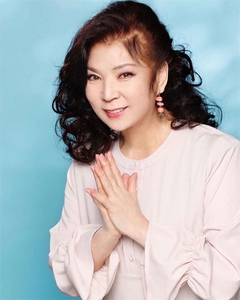 日天后「肉色裸照」遭人拍賣！公司見喊價92萬「加賣原味內衣」：又沒犯法