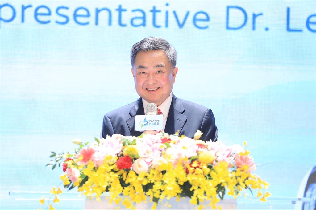 快新聞/中捷藍線今簽約!盧、蔣互稱姊弟好感情 被問是否選黨魁這樣說